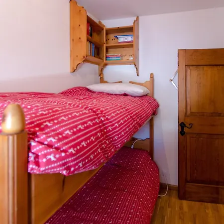 Overlooking The Dolomites كورتينا دامبيتزو